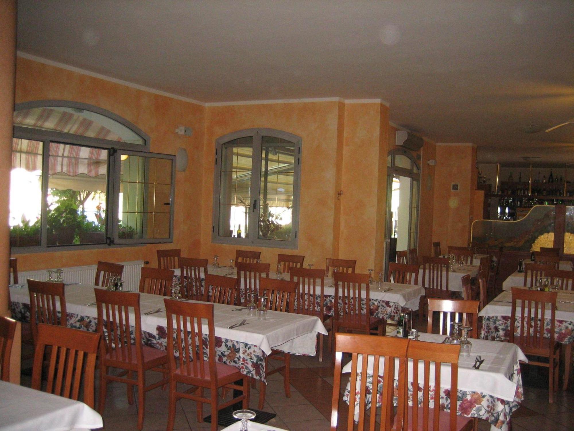 Albergo Ristorante Sterlina Grizzana Екстериор снимка